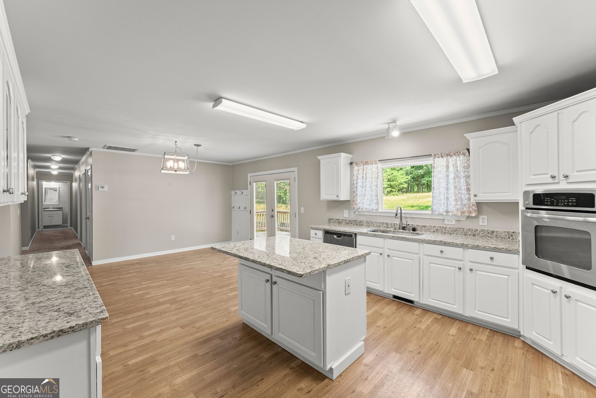 82 Bobbys Drive Property Photo 12