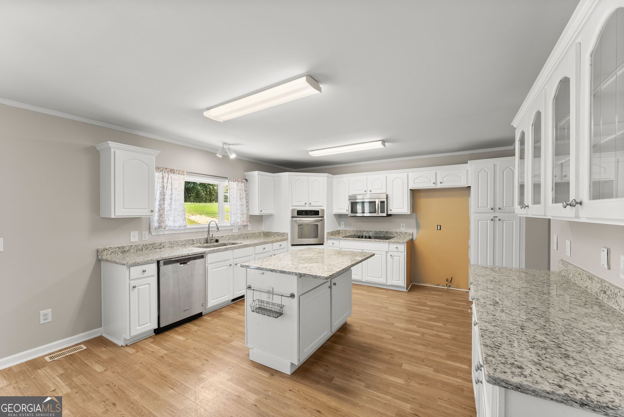 82 Bobbys Drive Property Photo 15