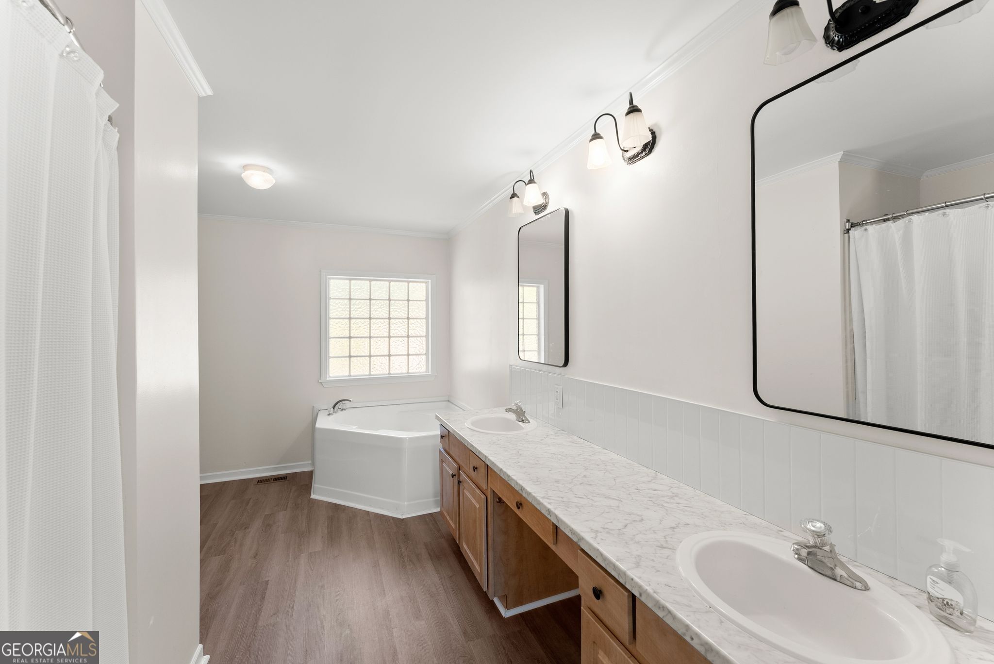 82 Bobbys Drive Property Photo 20