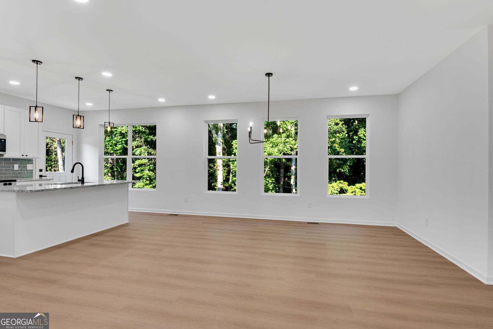 3402 Ashford Loop Property Photo 7