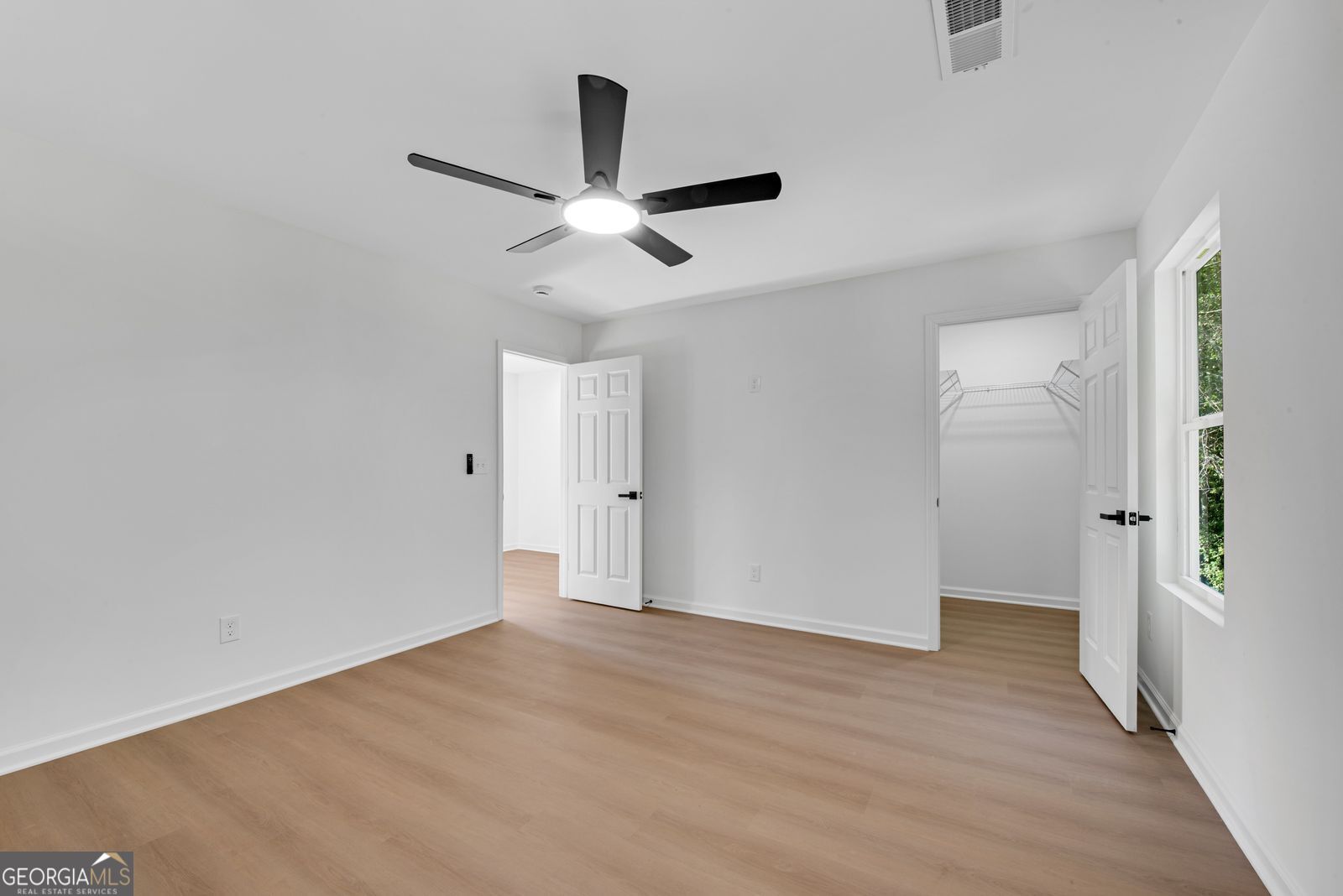 3402 Ashford Loop Property Photo 27