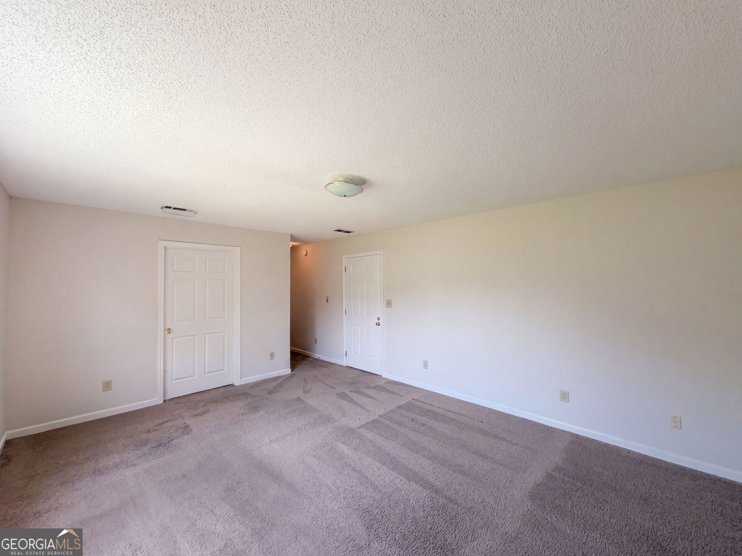 3636 Mosswood Lane Property Photo 4