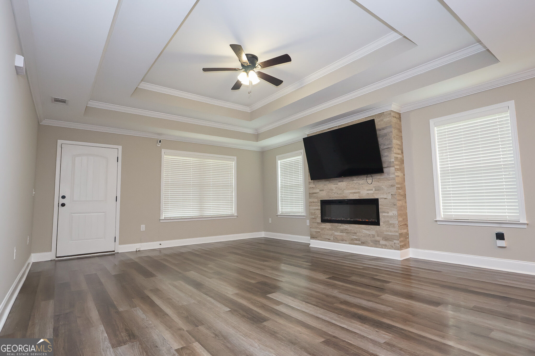 313 Lasso Drive Property Photo 5