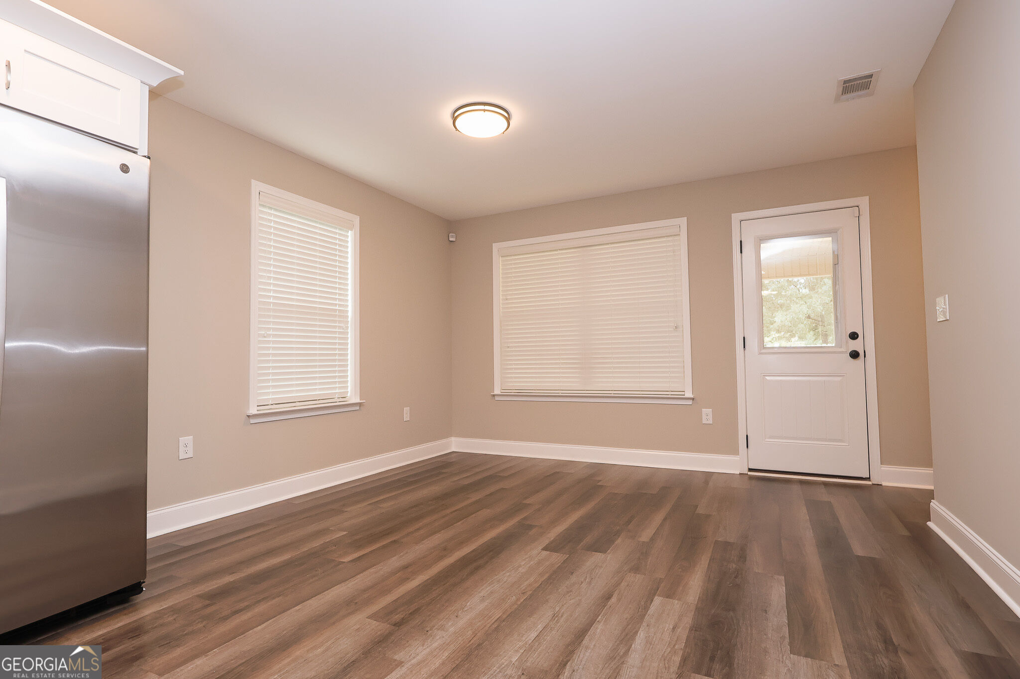 313 Lasso Drive Property Photo 9