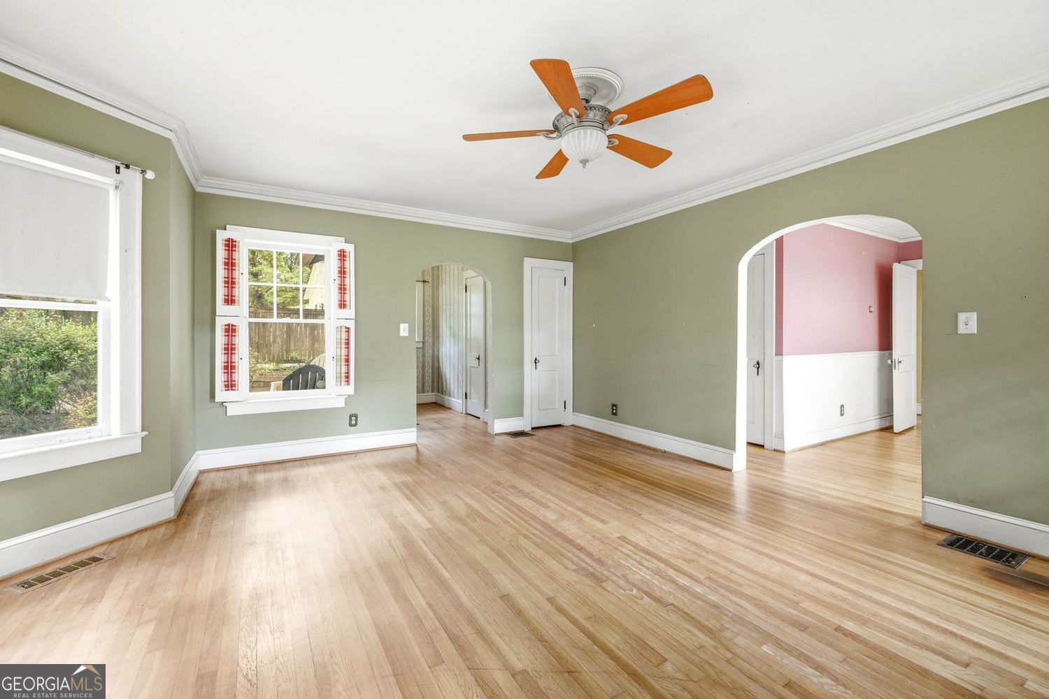 1215 Morningside Drive Property Photo 6