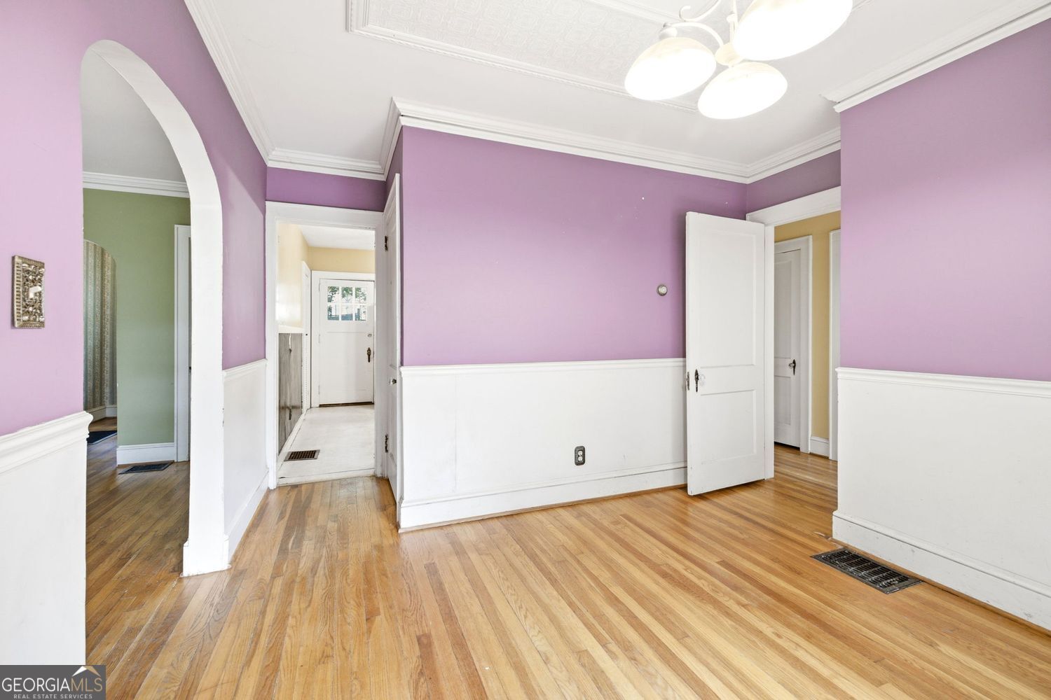 1215 Morningside Drive Property Photo 9