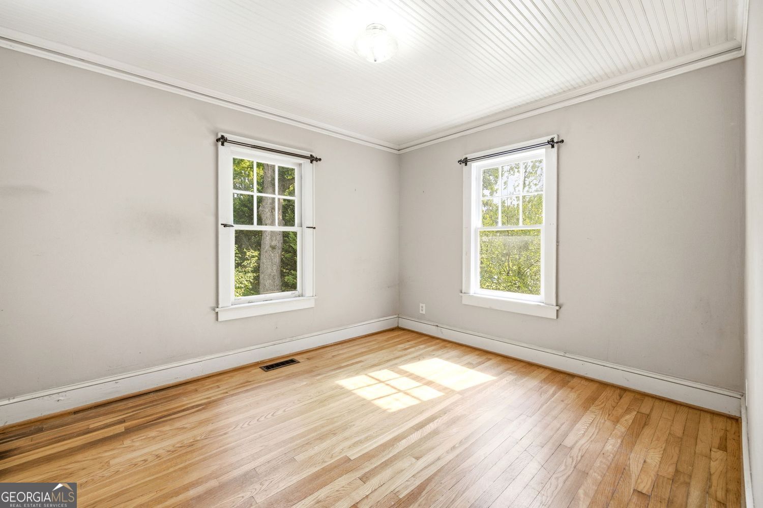 1215 Morningside Drive Property Photo 16