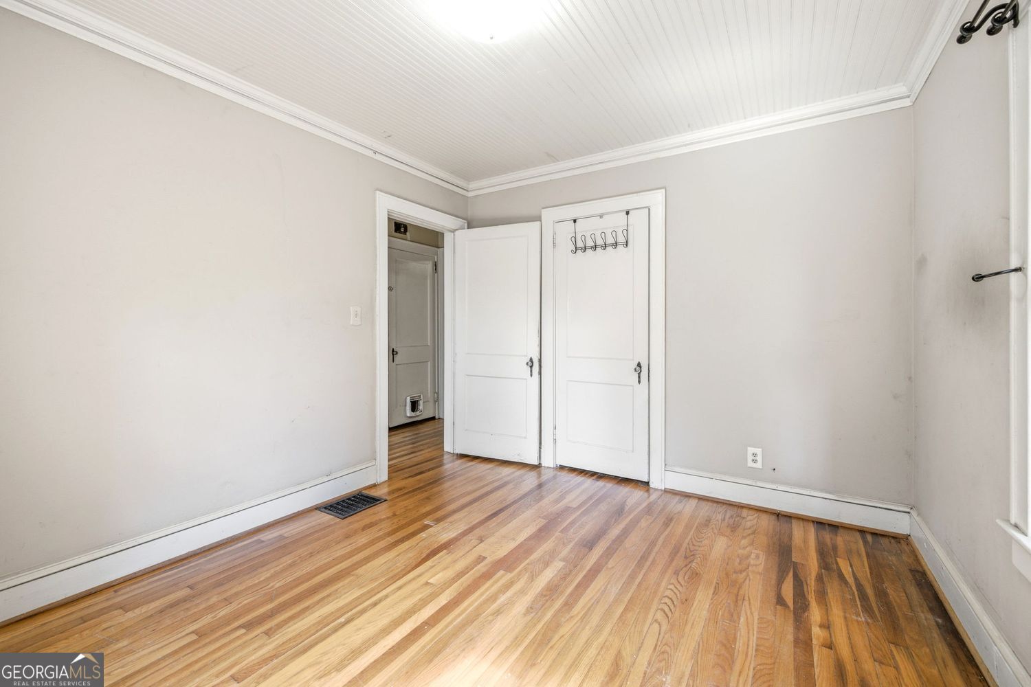 1215 Morningside Drive Property Photo 17