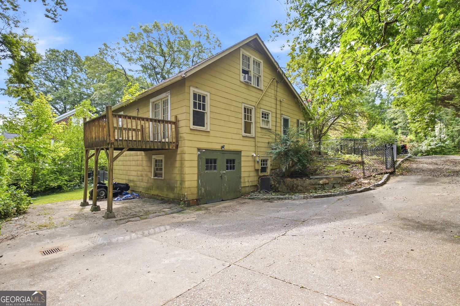 1215 Morningside Drive Property Photo 31