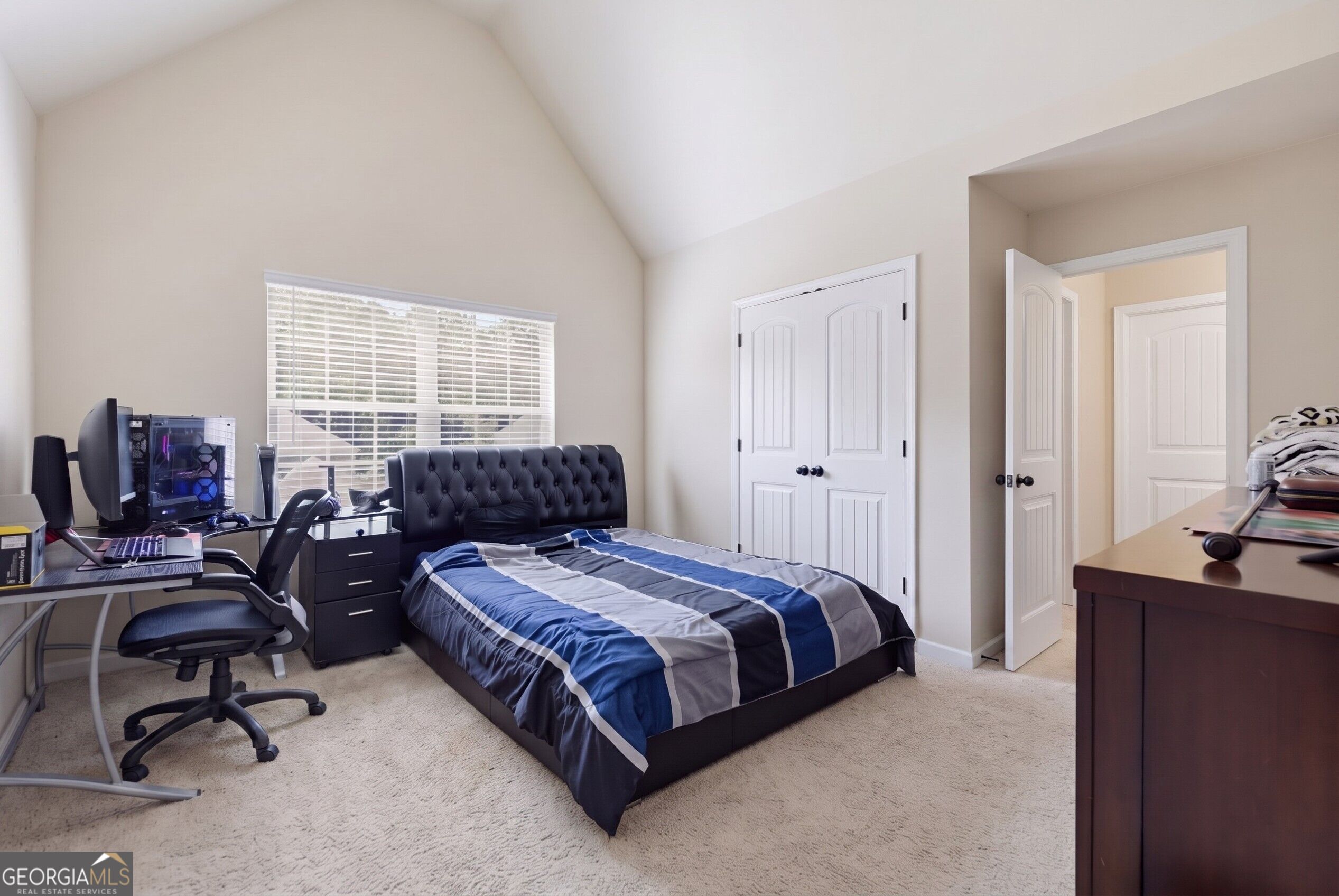 136 Delwood Drive Property Photo 33