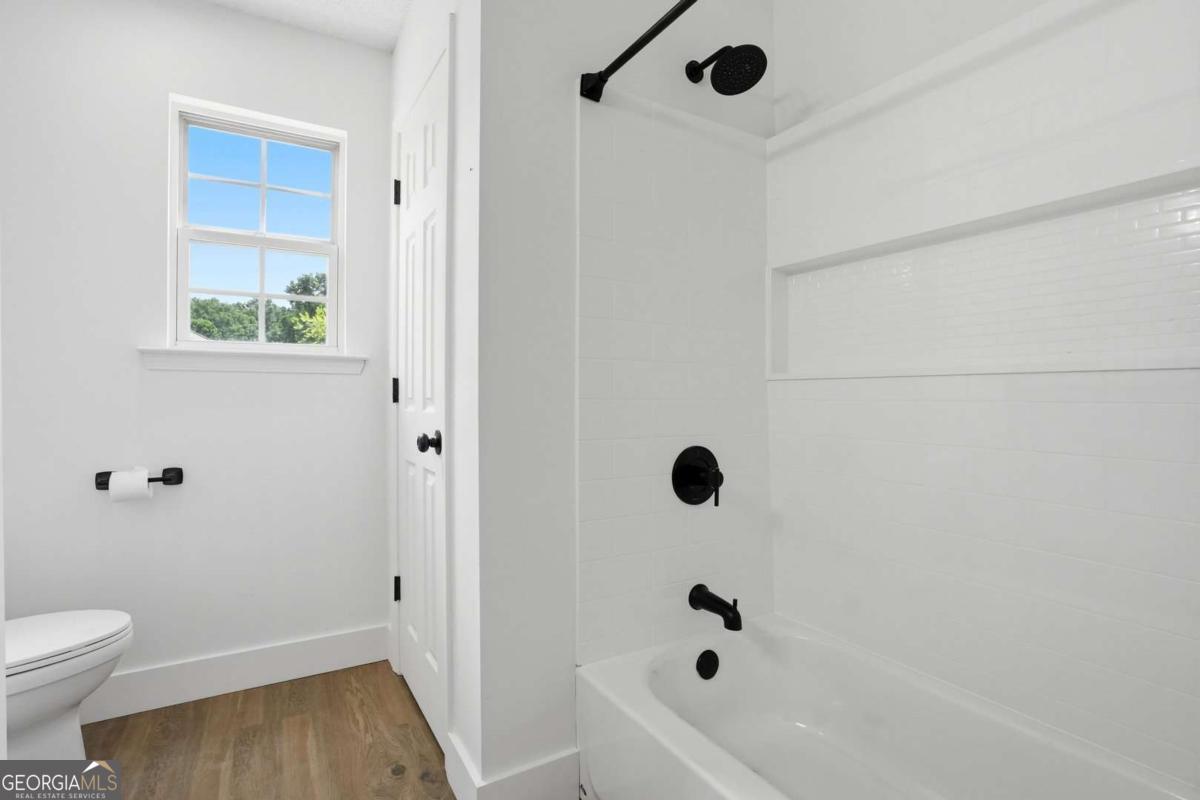 653 Blair Court Property Photo 15