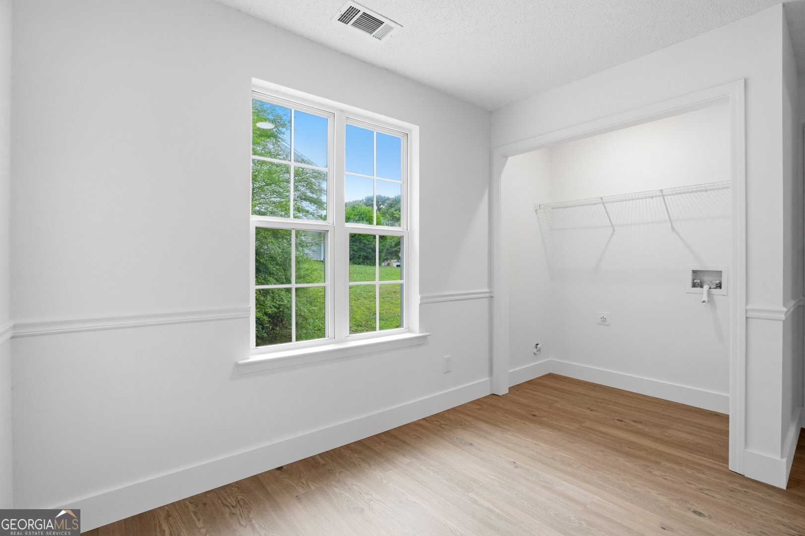 653 Blair Court Property Photo 27