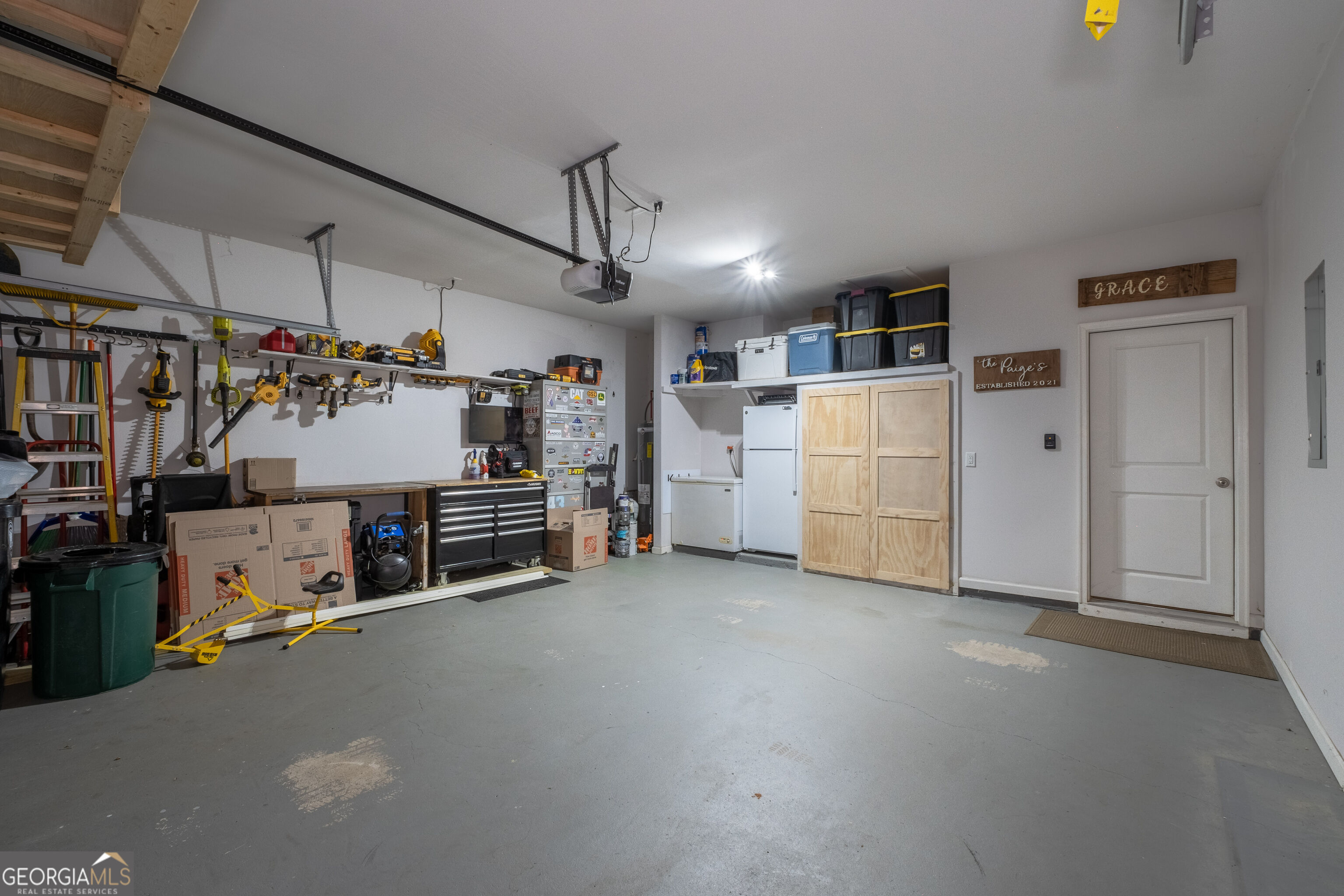 302 Flowing Trail Property Photo 27