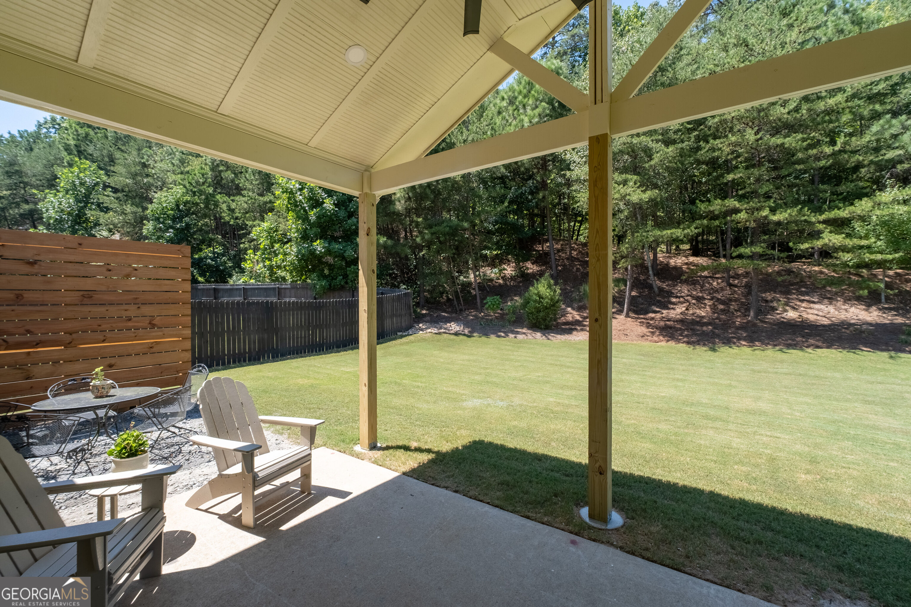 302 Flowing Trail Property Photo 32