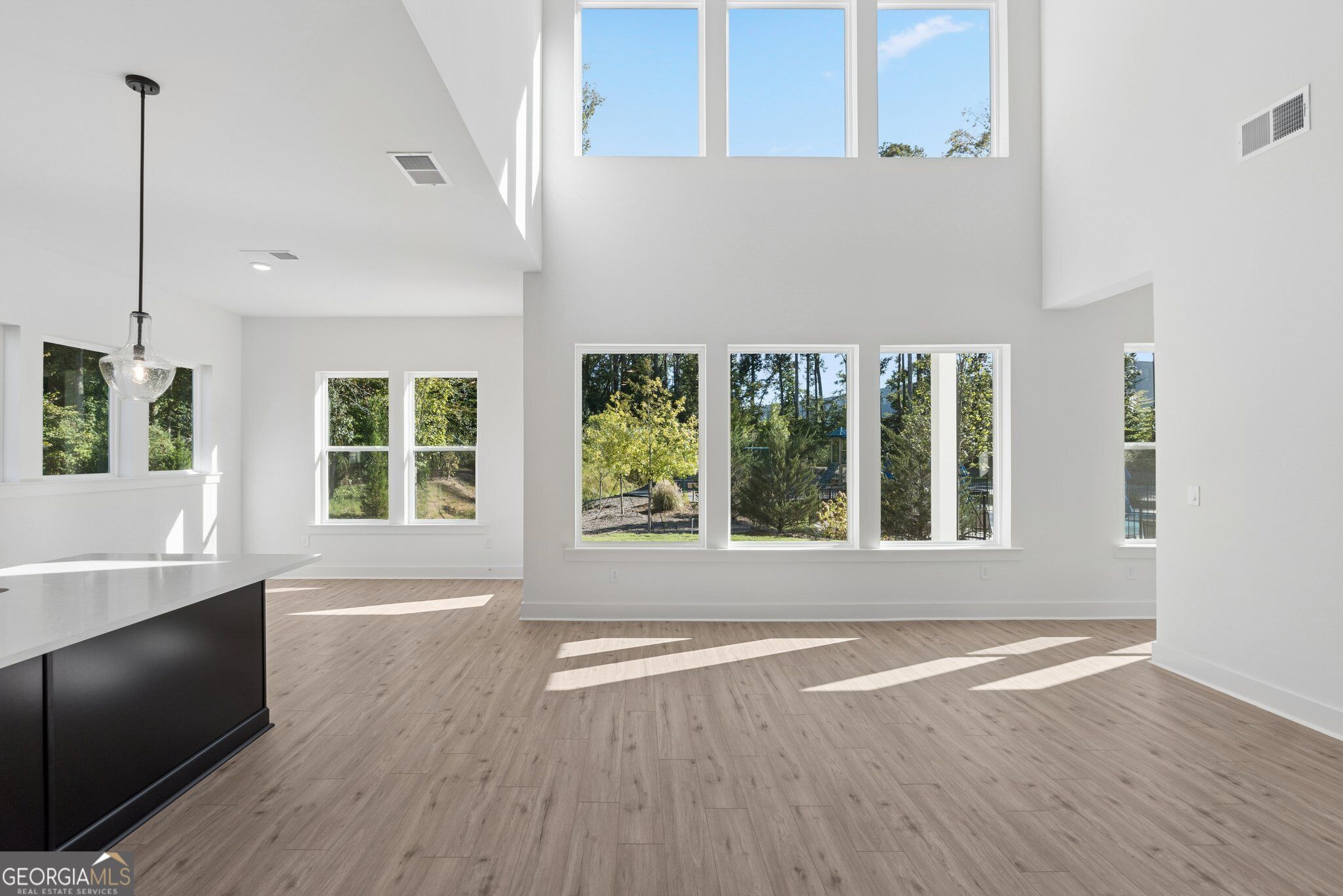 4585 Beechnut Circle Property Photo 8