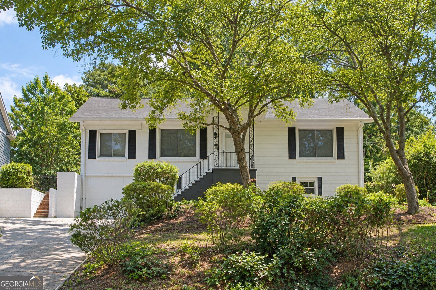 3160 Lake Avenue Property Photo 1