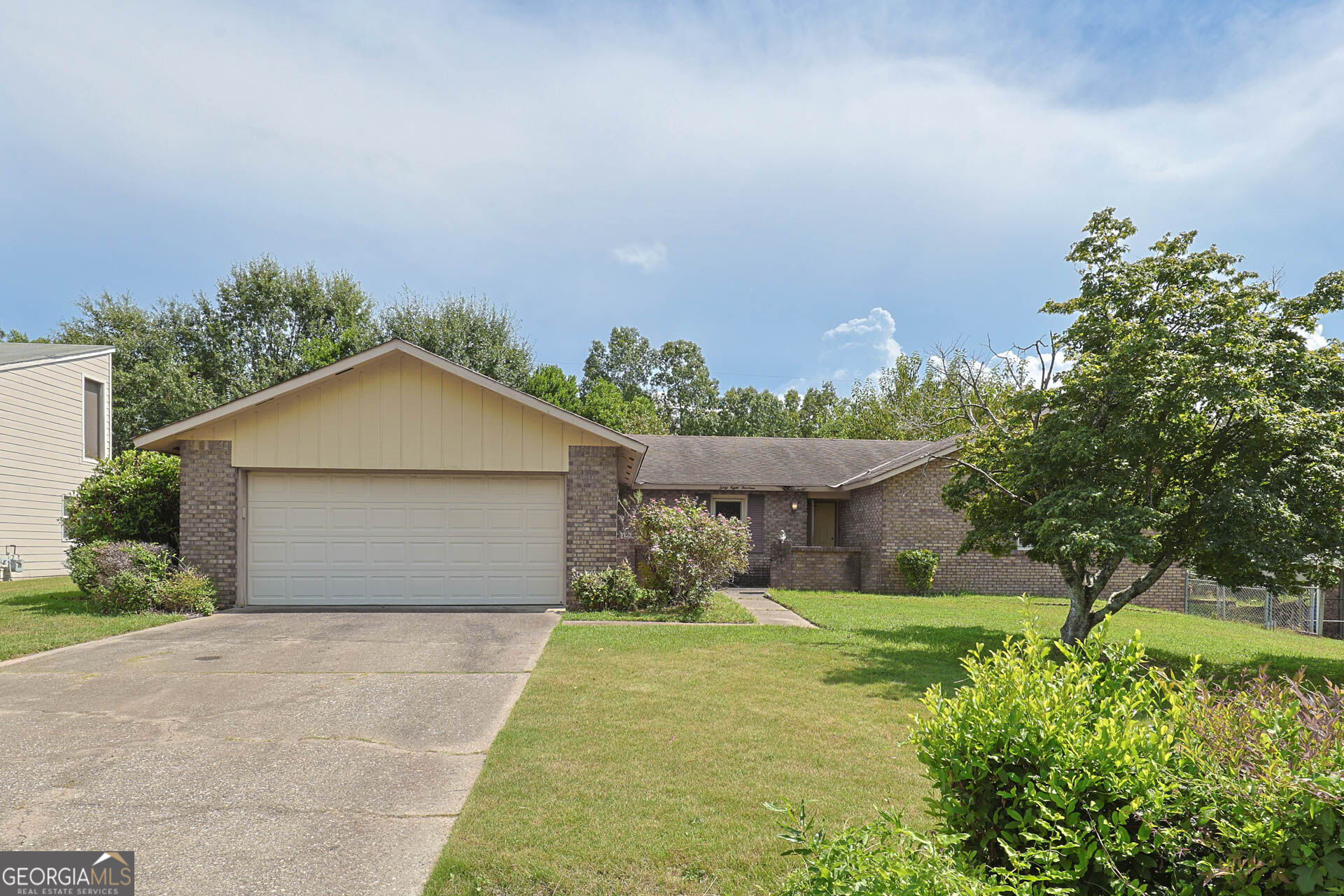 6814 Buckeye Way Property Photo 3