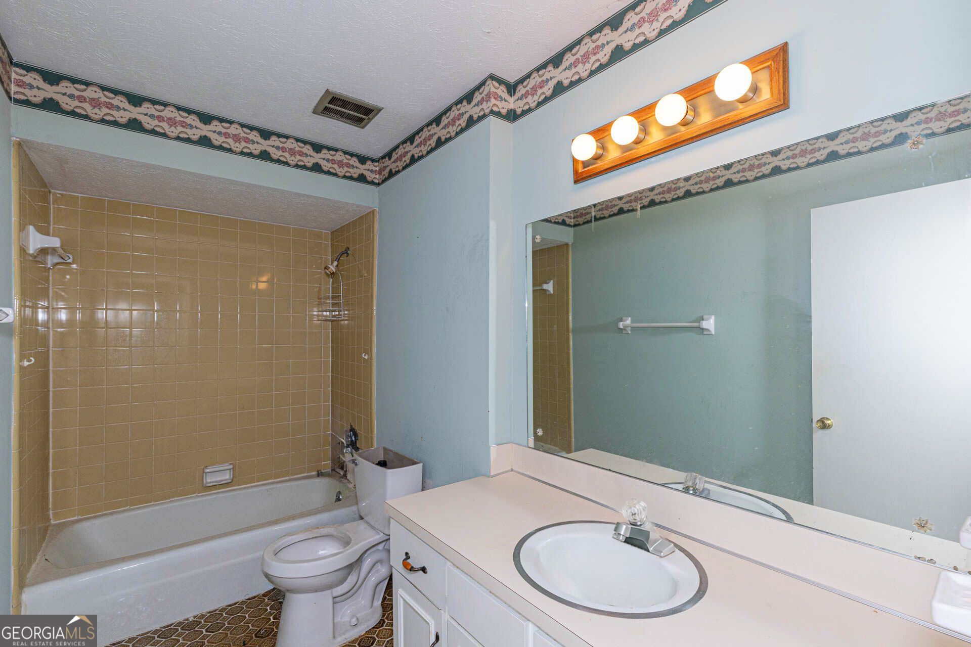 6814 Buckeye Way Property Photo 10