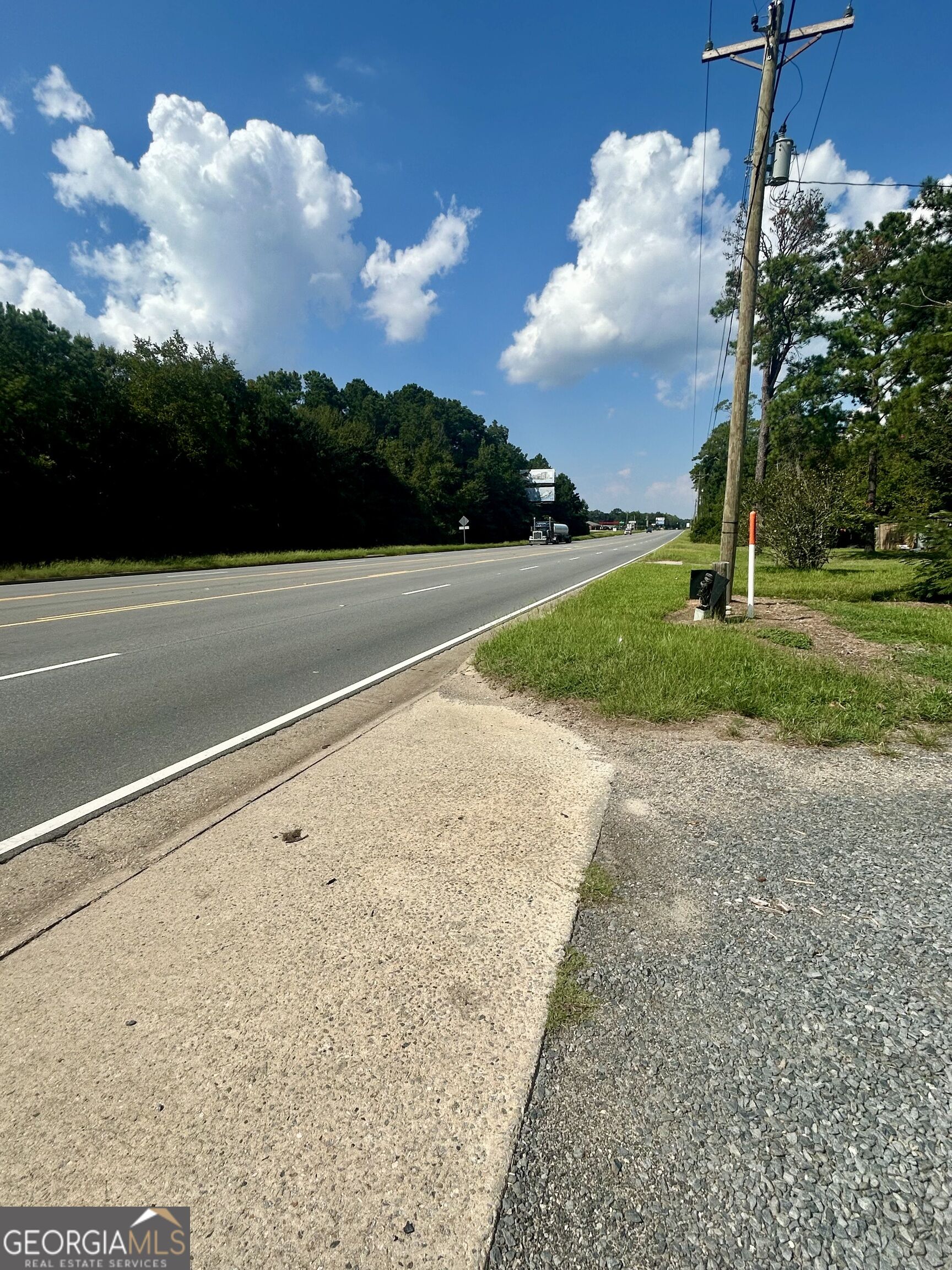 2415 Ga 300 Highway Property Photo 3