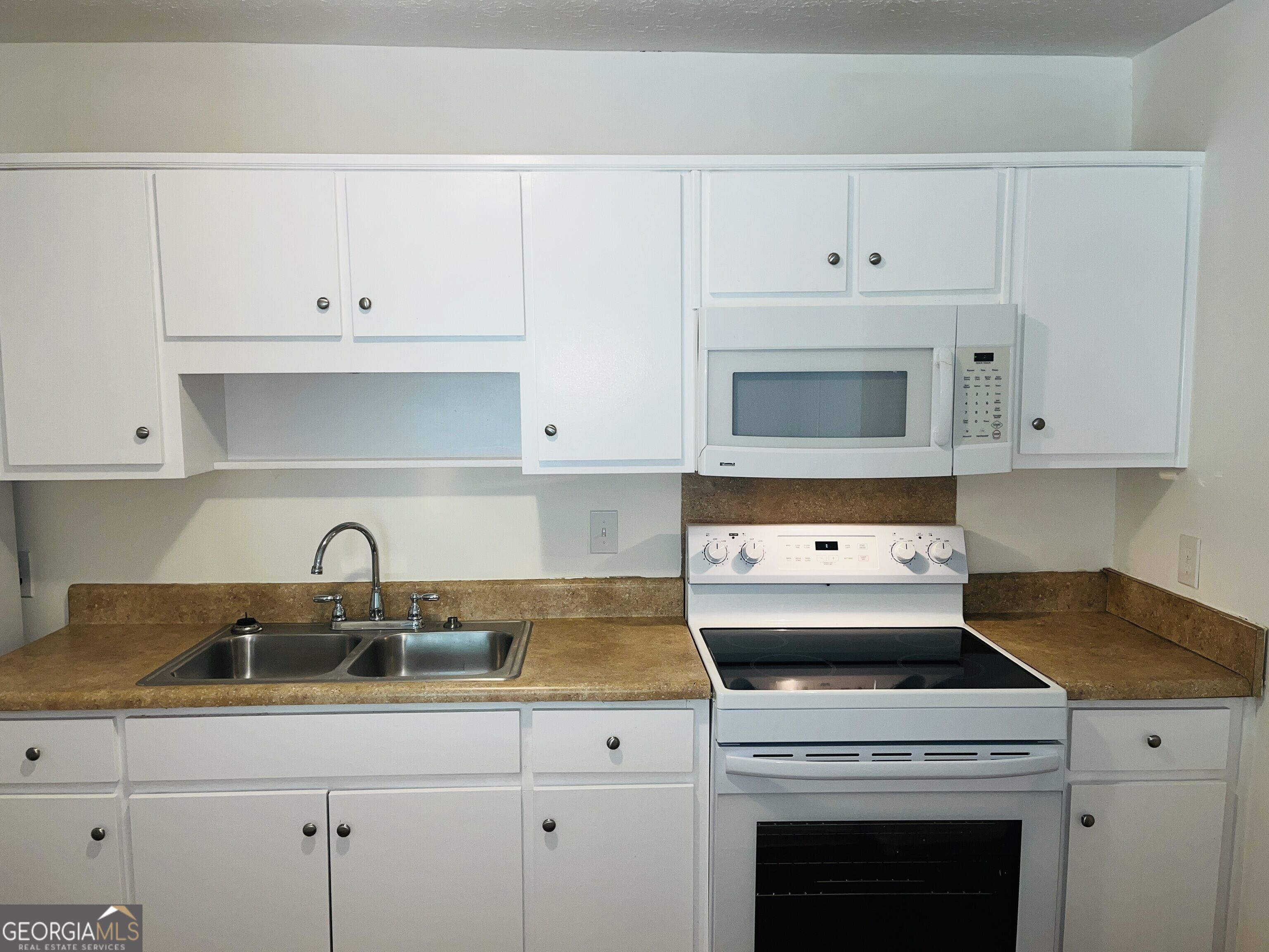 45 Westgate Drive # 5 Property Photo 6