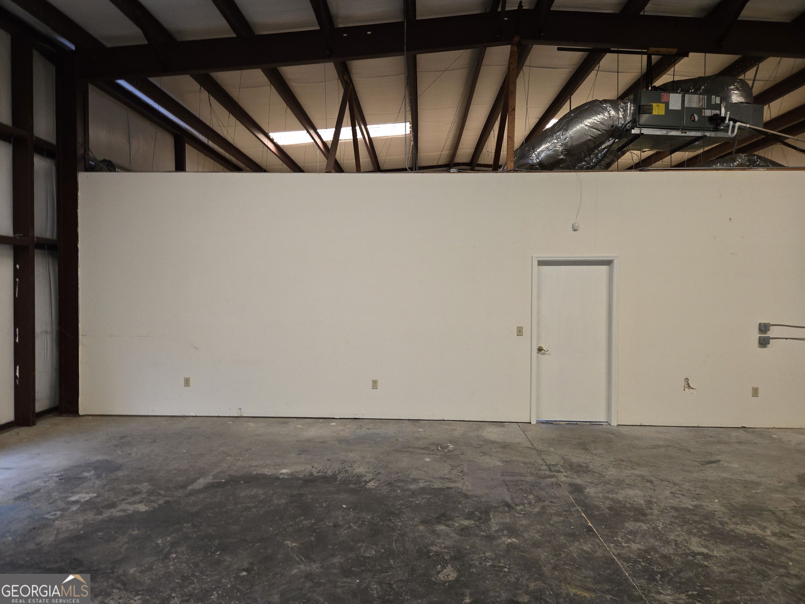 501 Kellam Rd Property Photo 2