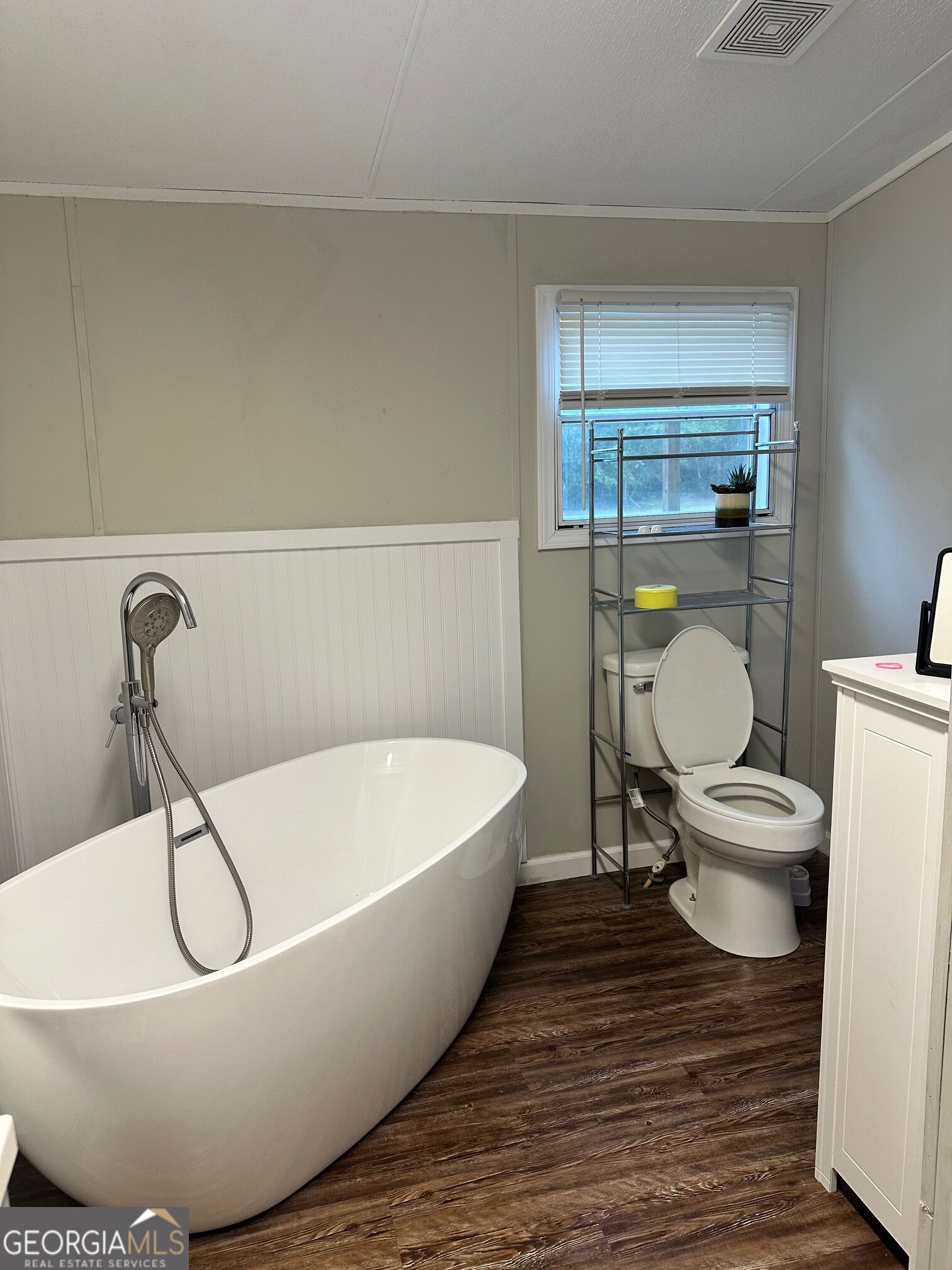 216 Skye View Drive Property Photo 13