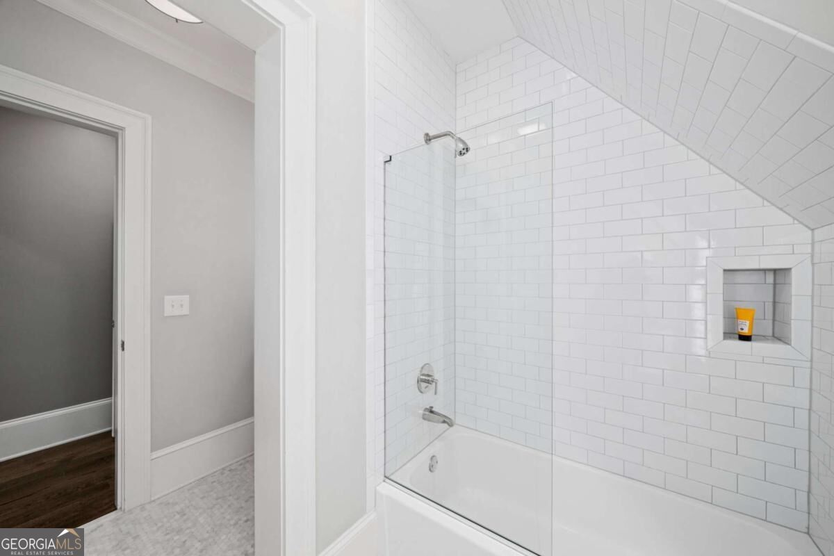 1610 W Sussex Road Ne Property Photo 43
