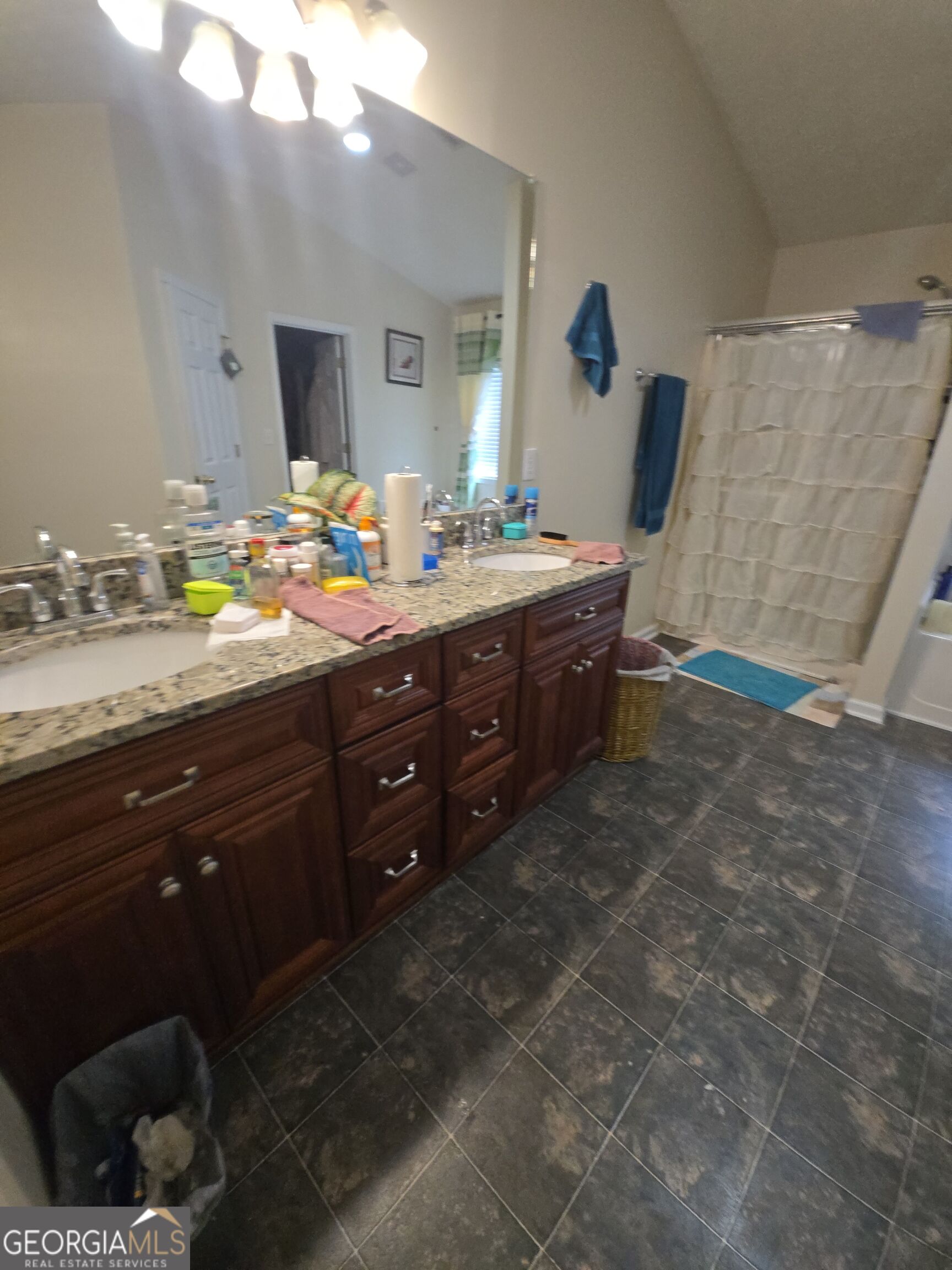 2306 Greenside Drive Property Photo 15