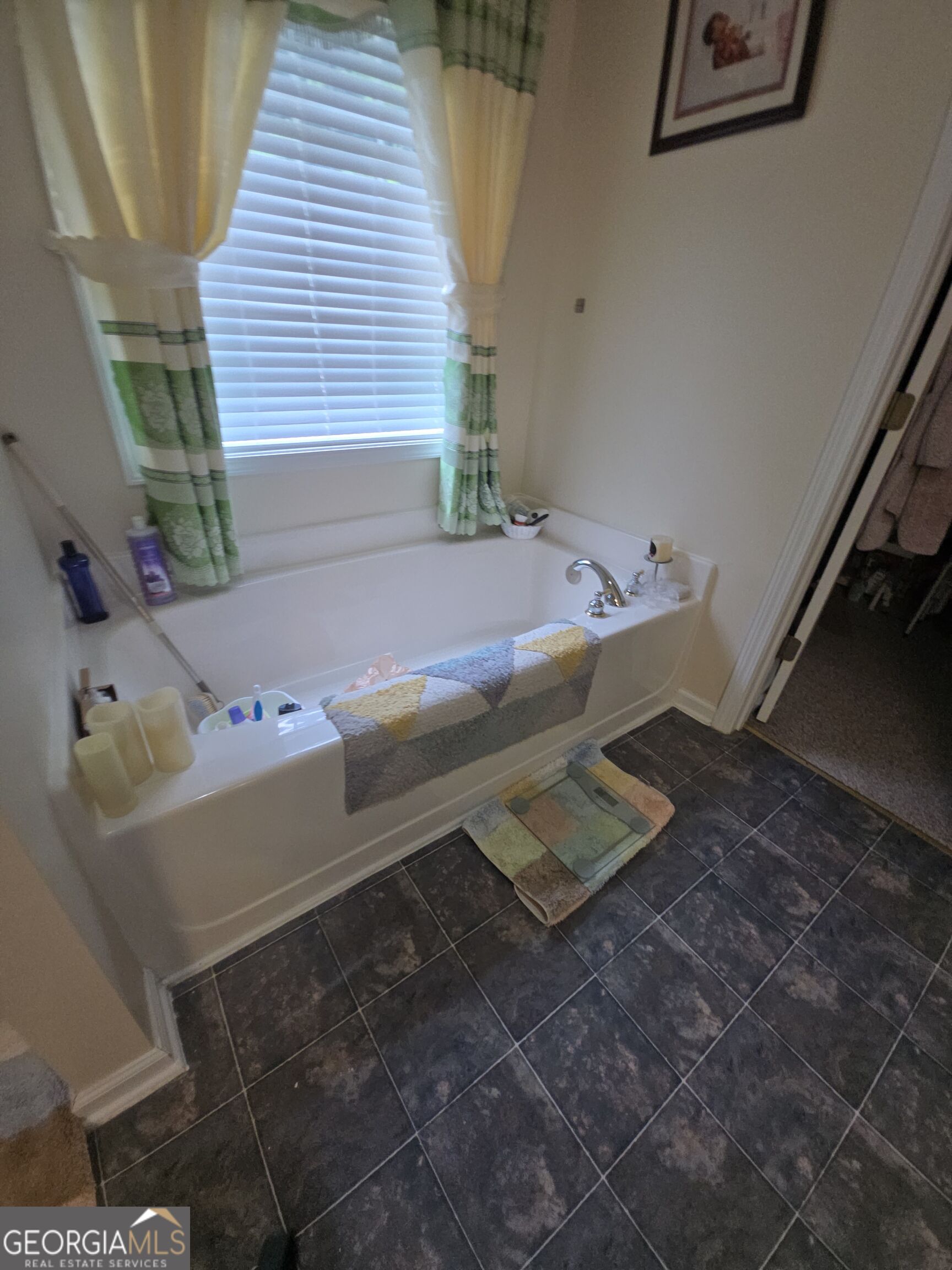2306 Greenside Drive Property Photo 16