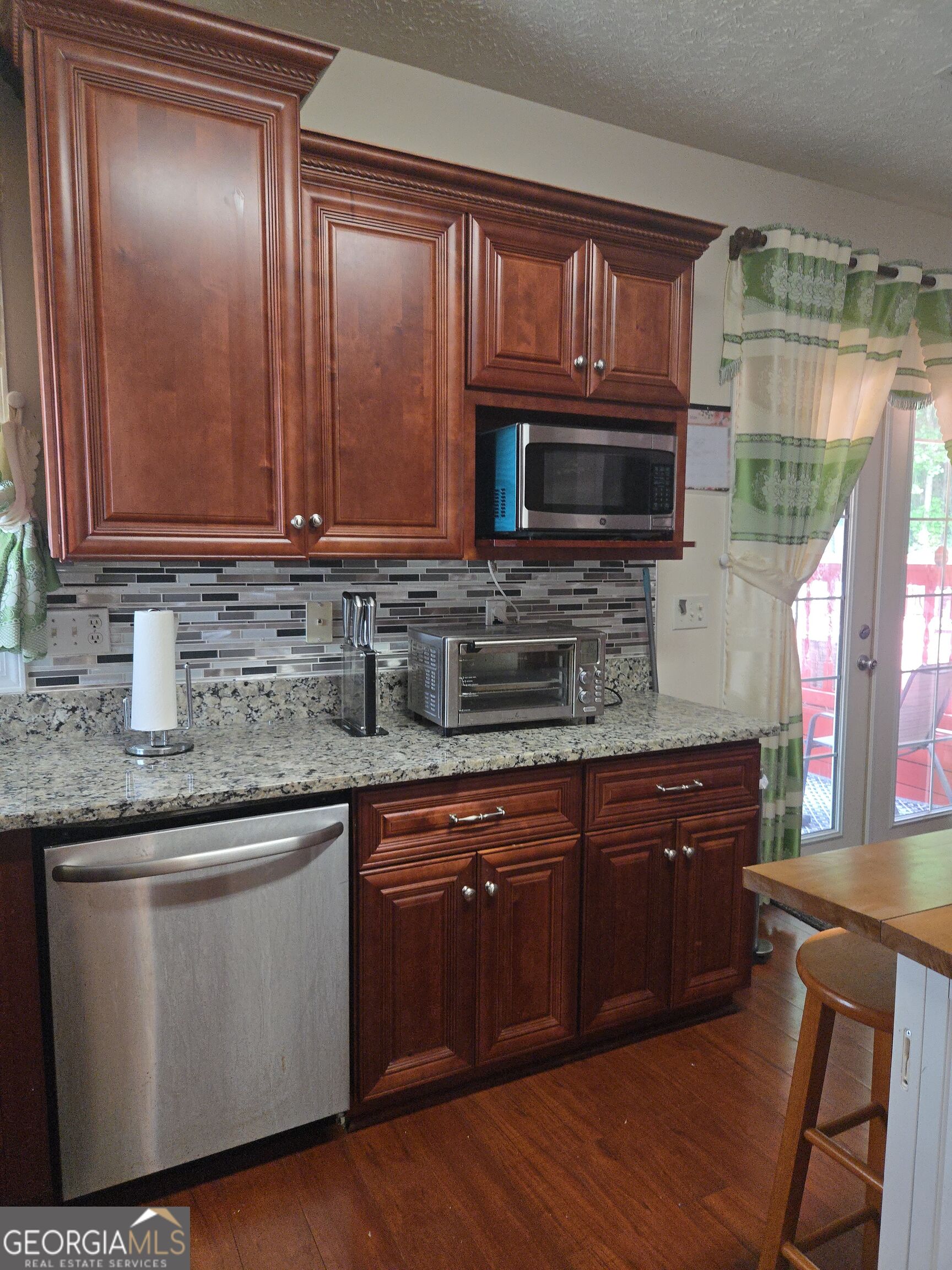 2306 Greenside Drive Property Photo 21