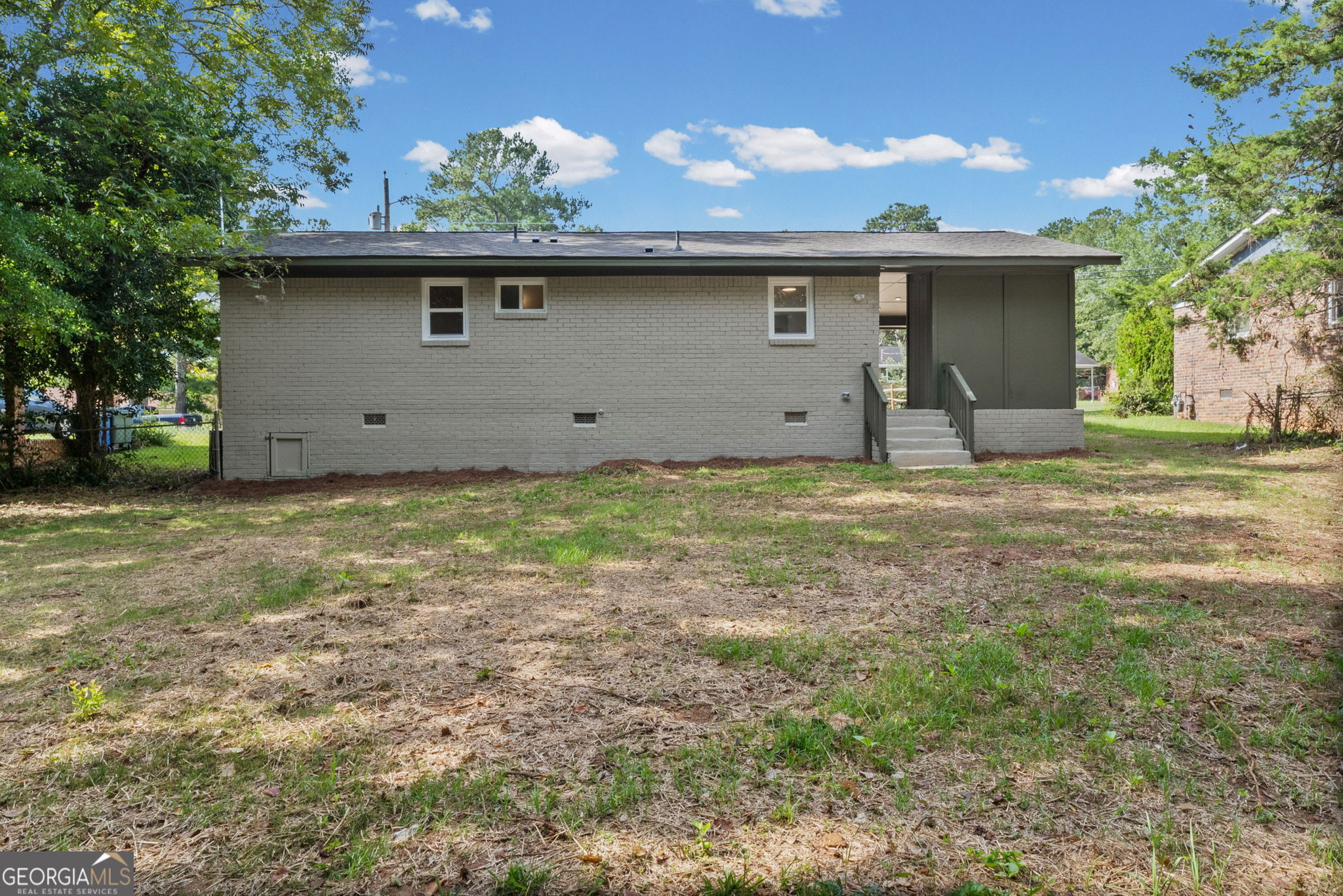 1111 Parkview Drive Property Photo 23