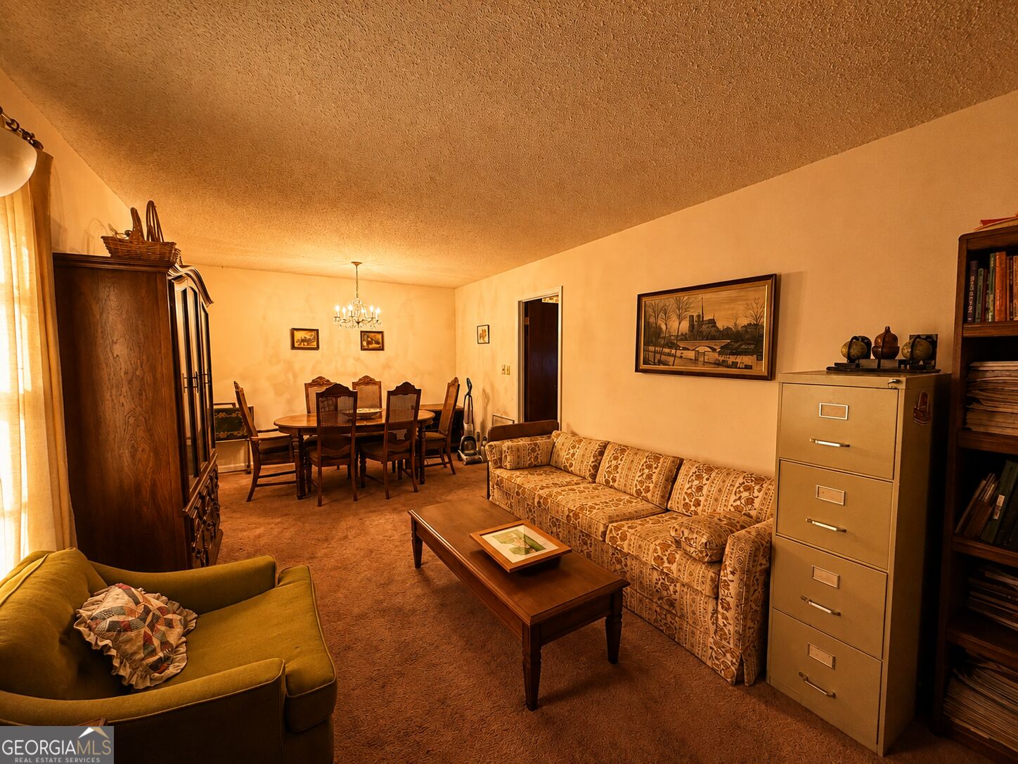 25 Montre Circle Se Property Photo 10
