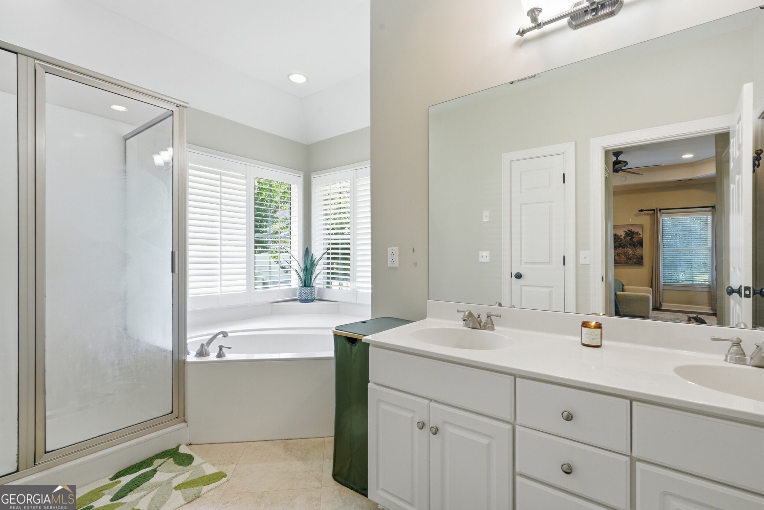12 Baymeadow Lane Property Photo 16