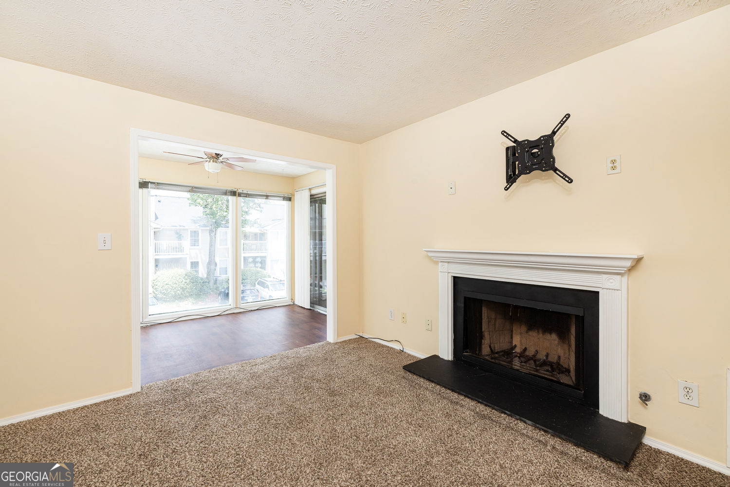 910 Augusta Drive Se Property Photo 18