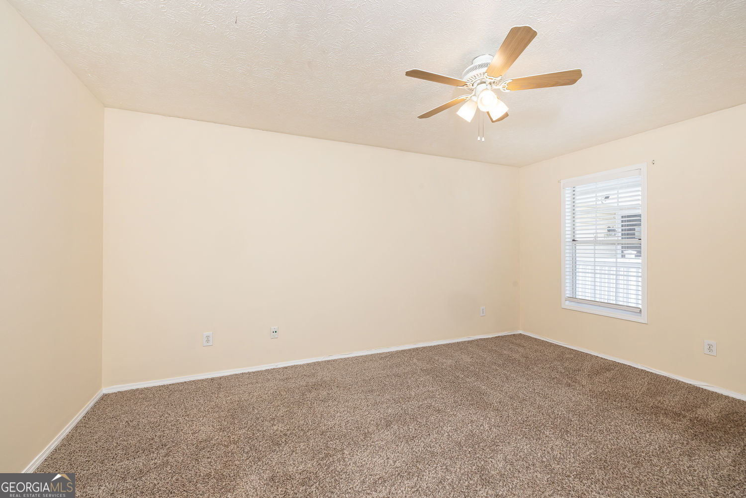910 Augusta Drive Se Property Photo 24