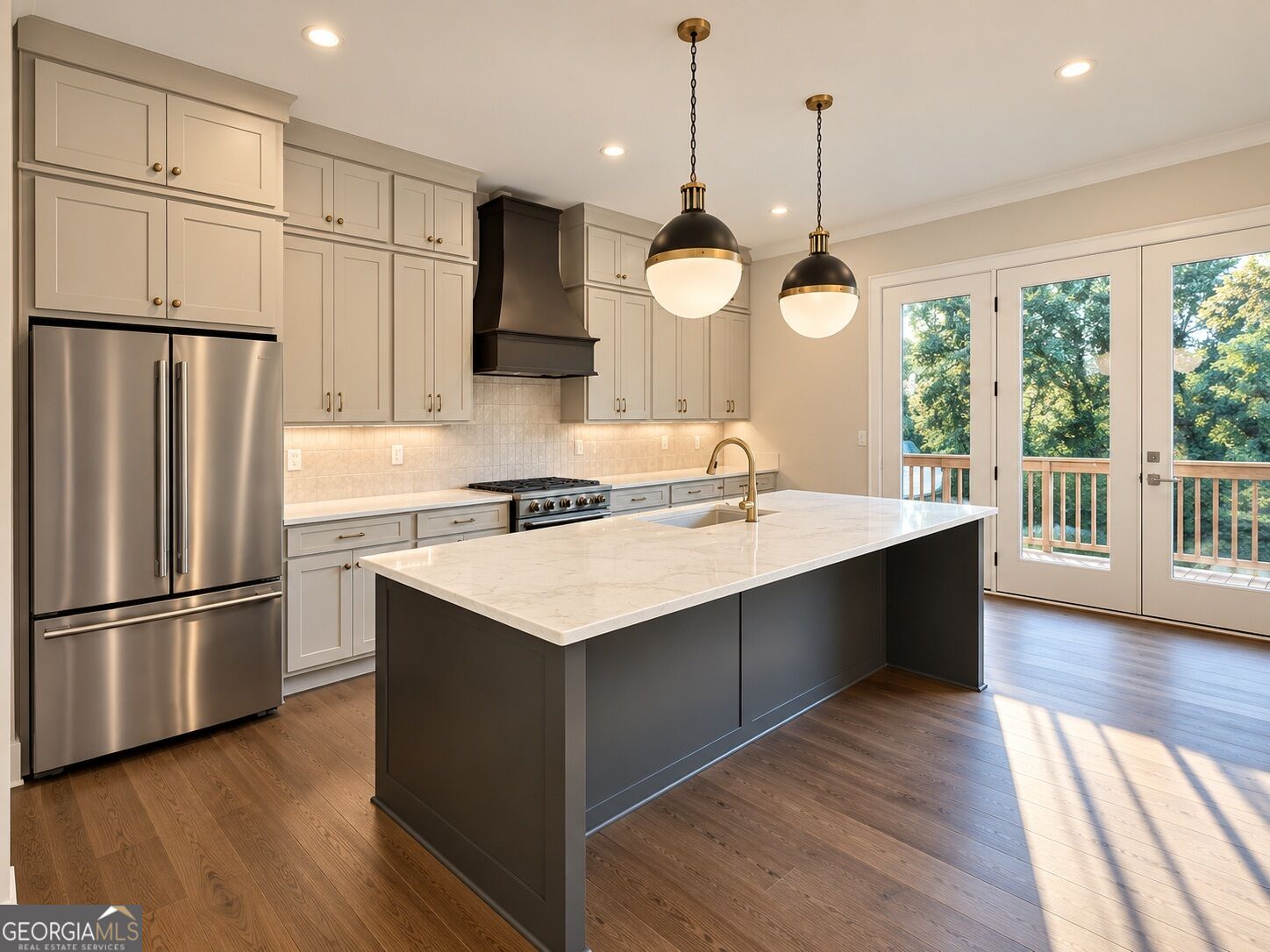 1057 Riverside Drive Property Photo 3