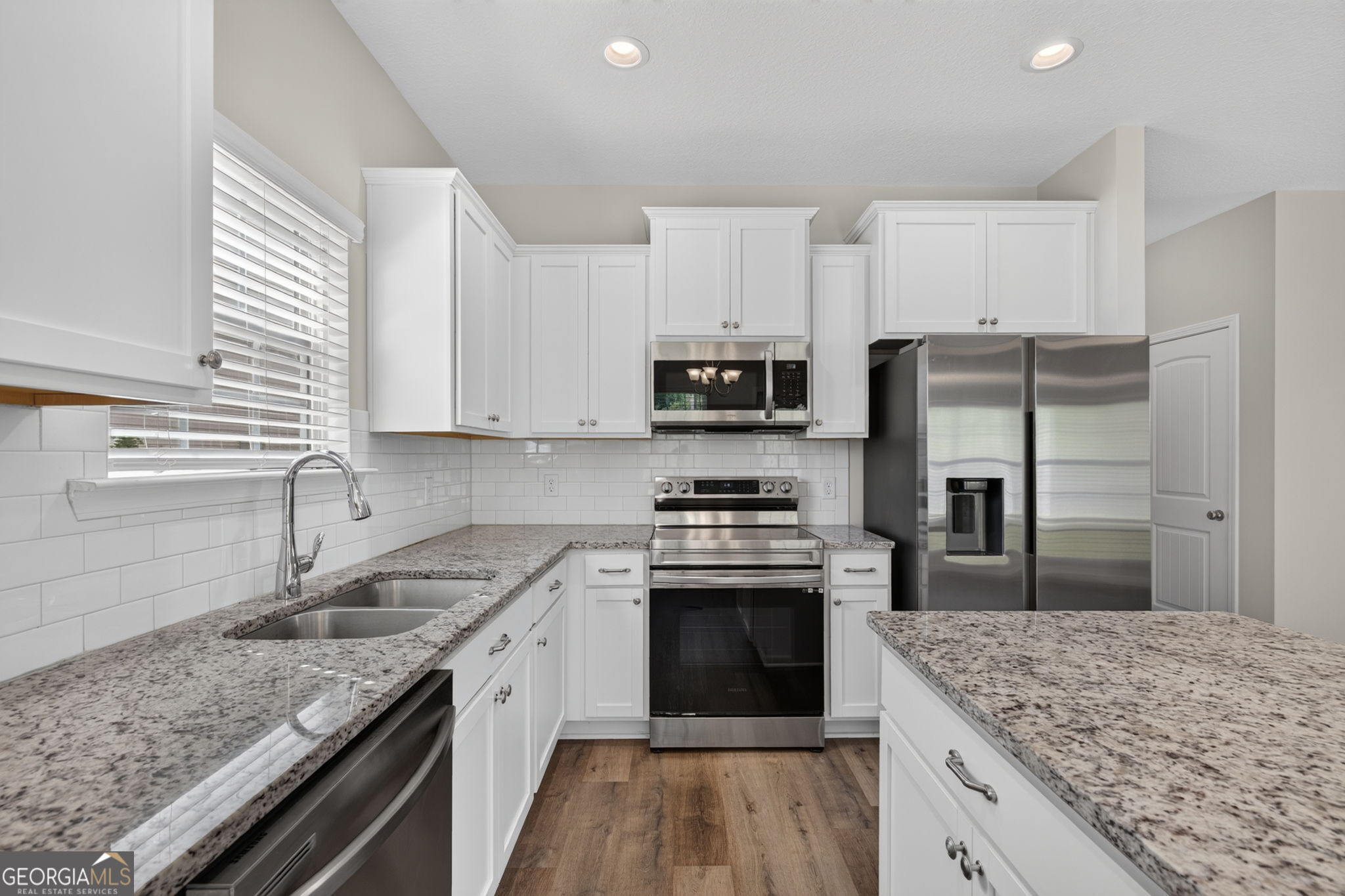 572 Brightleaf Circle Property Photo 18