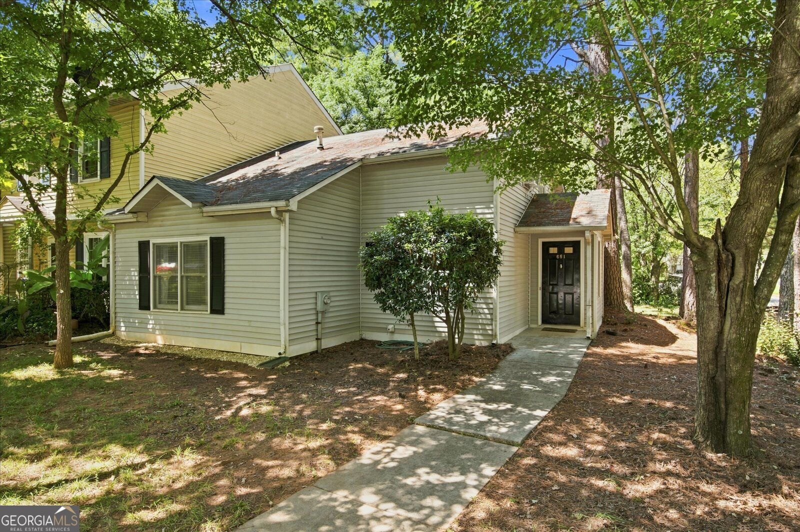 651 Stratford Green Way Property Photo 1
