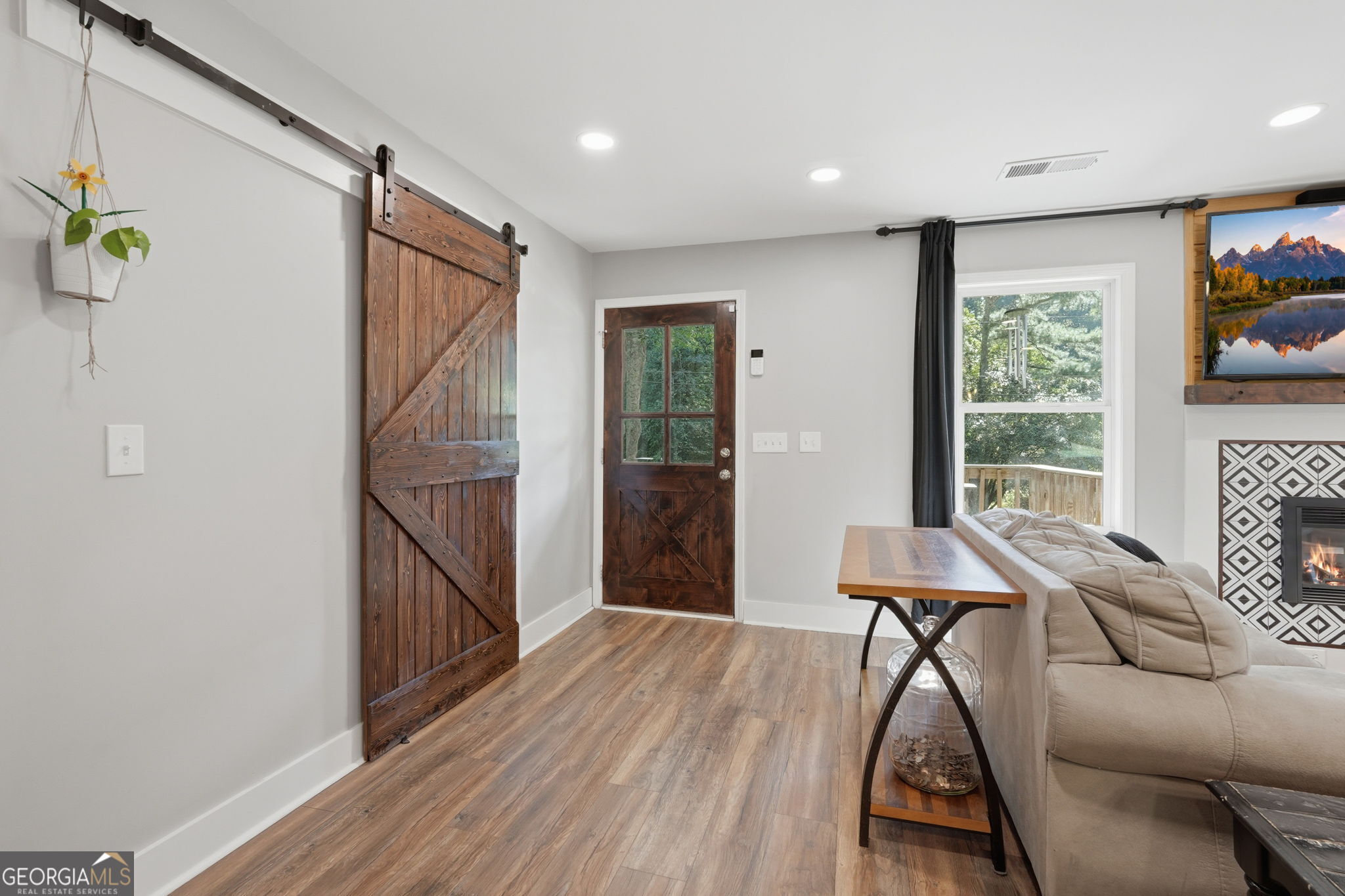 5314 Sugar Ridge Drive Property Photo 10
