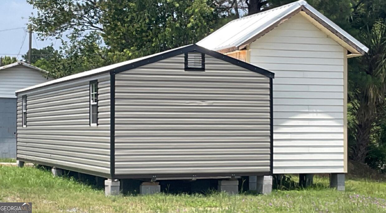 4131 S Us Hwy41 Property Photo 2