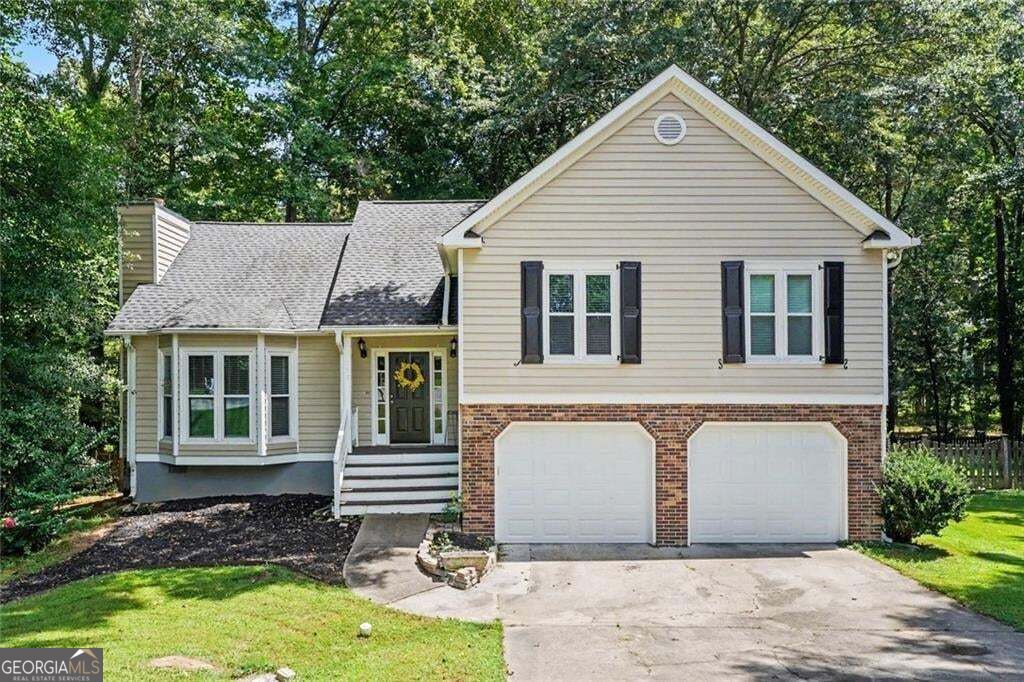 996 Miles Court Property Photo 7