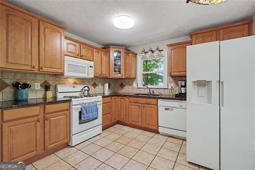 996 Miles Court Property Photo 12