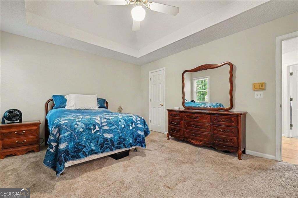 996 Miles Court Property Photo 14