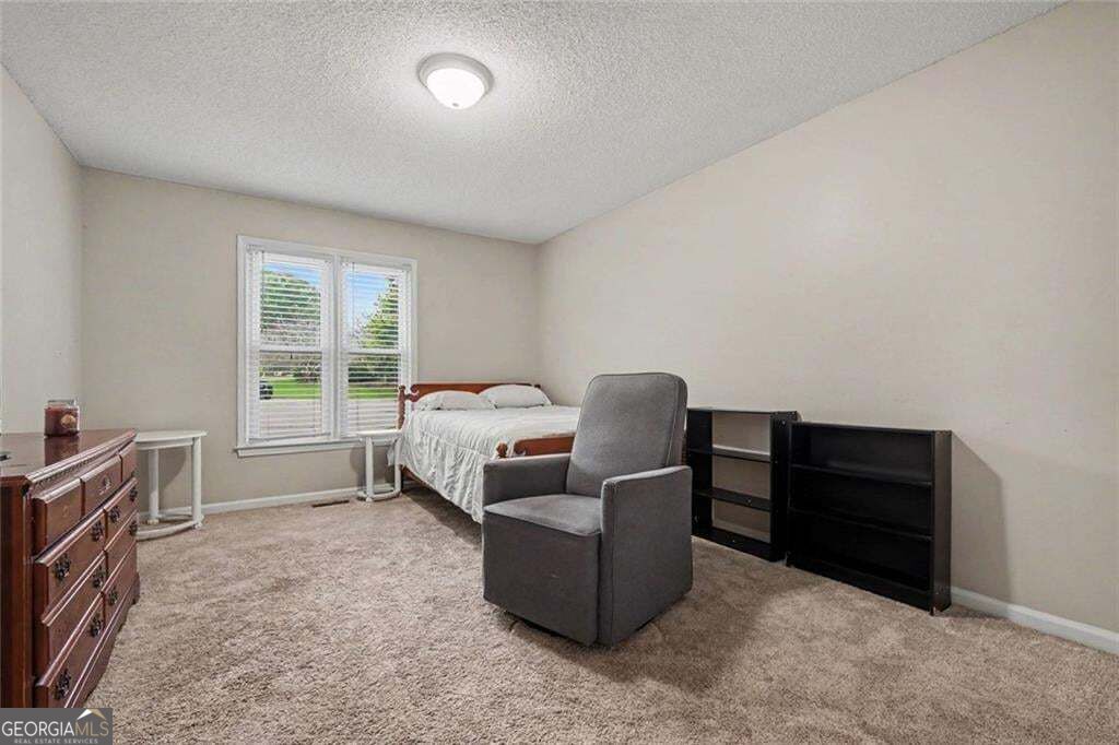 996 Miles Court Property Photo 18
