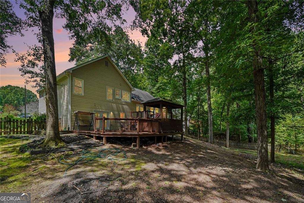 996 Miles Court Property Photo 27