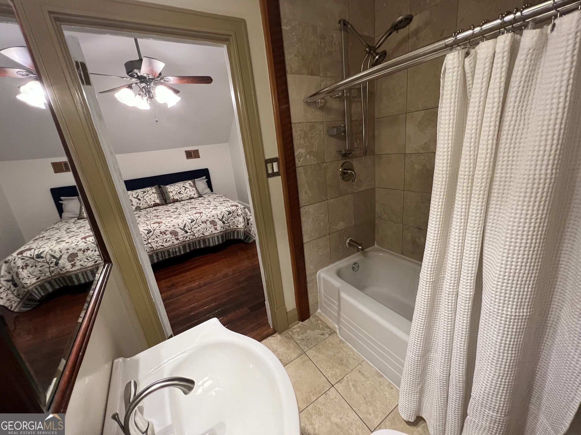 1067 Washington Avenue Property Photo 16
