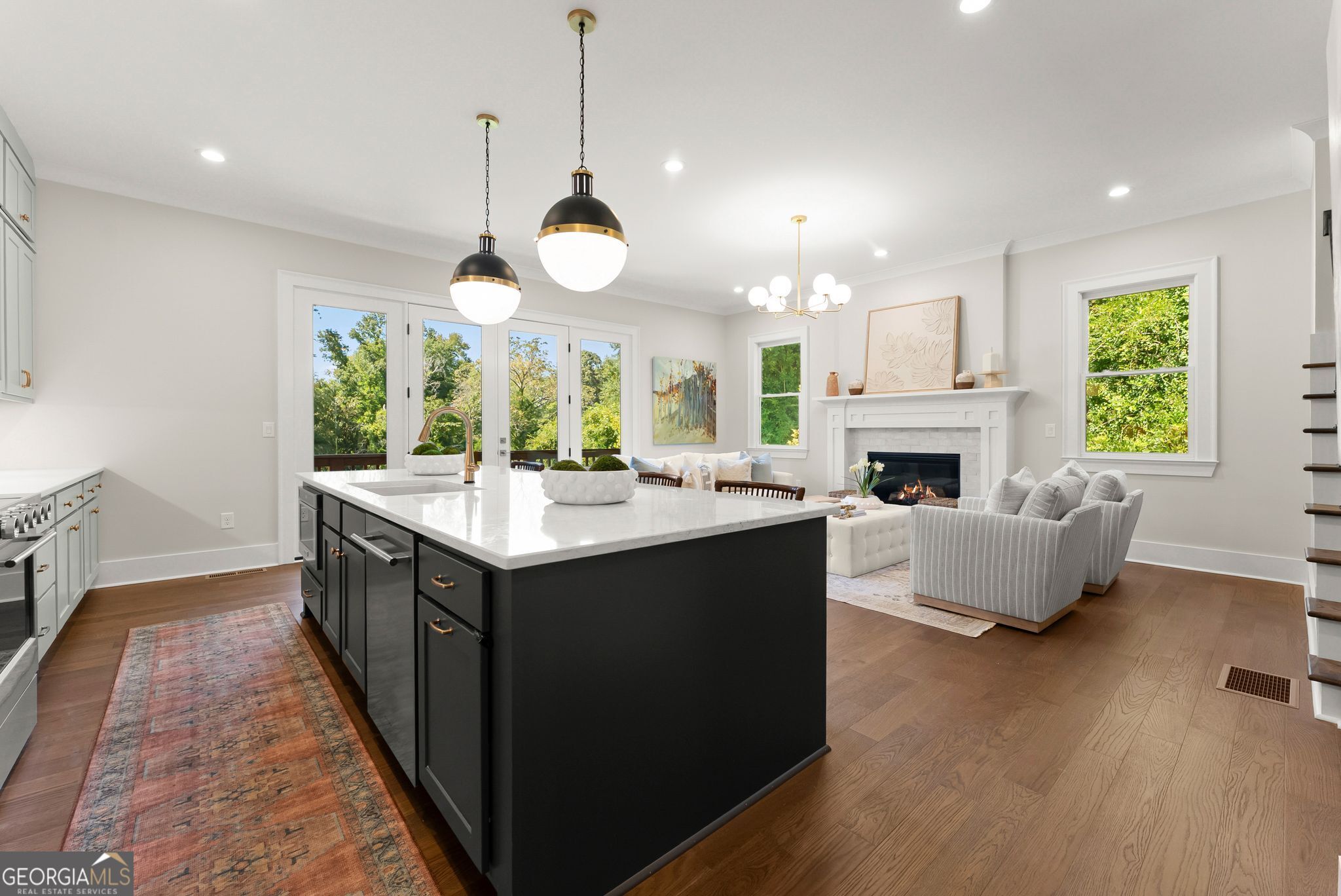 1053 Riverside Drive Property Photo 15