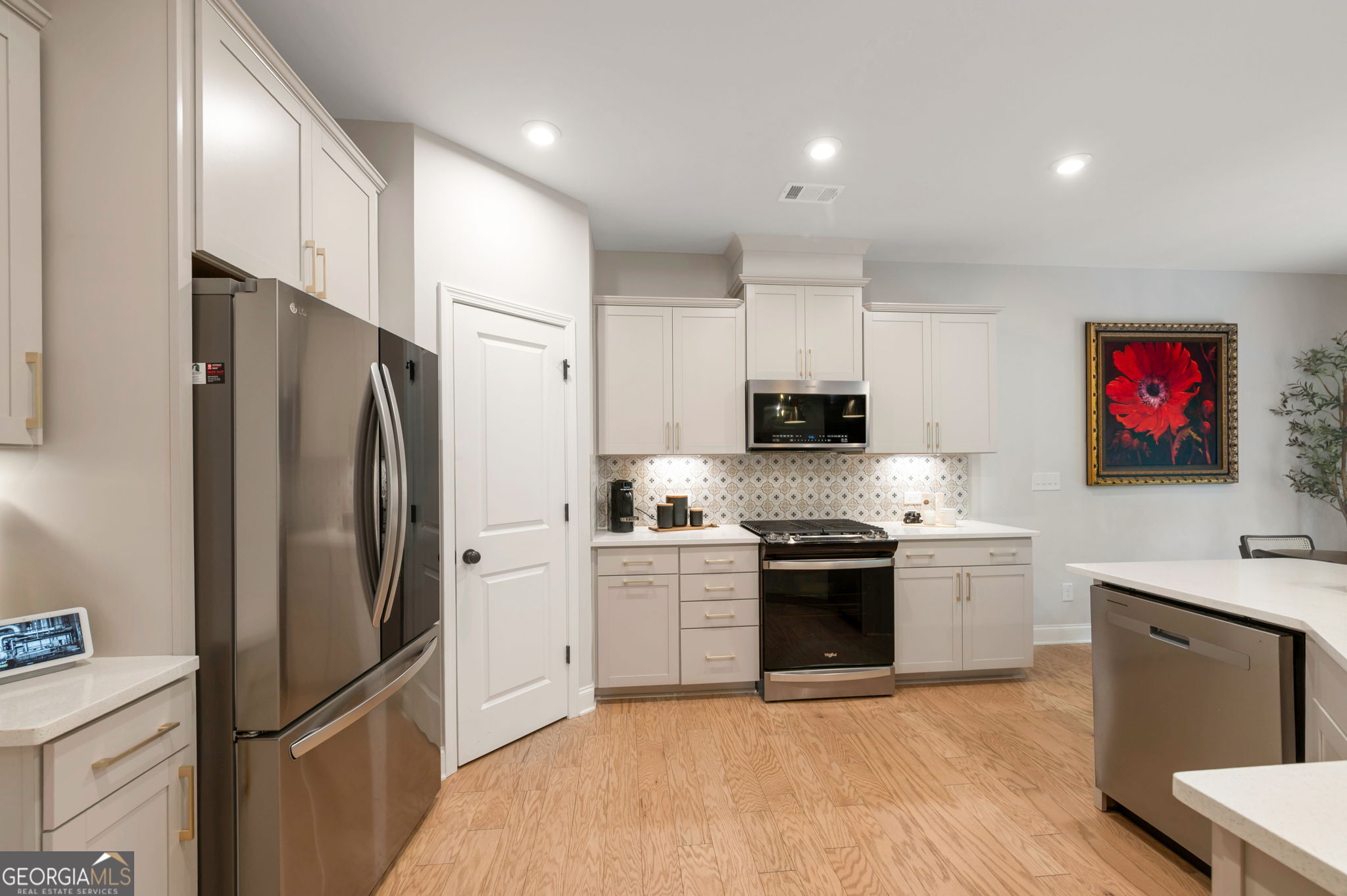 517 Garvin Drive Property Photo 8