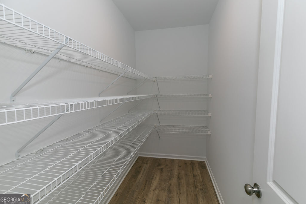 2186 Derrick Drive Property Photo 11