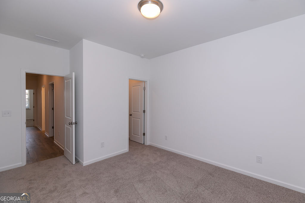 2186 Derrick Drive Property Photo 23